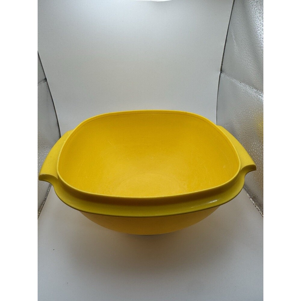 Tupperware Servalier Gold Yellow 8" Mixing Bowl 836-1 NO LID Grandmacore